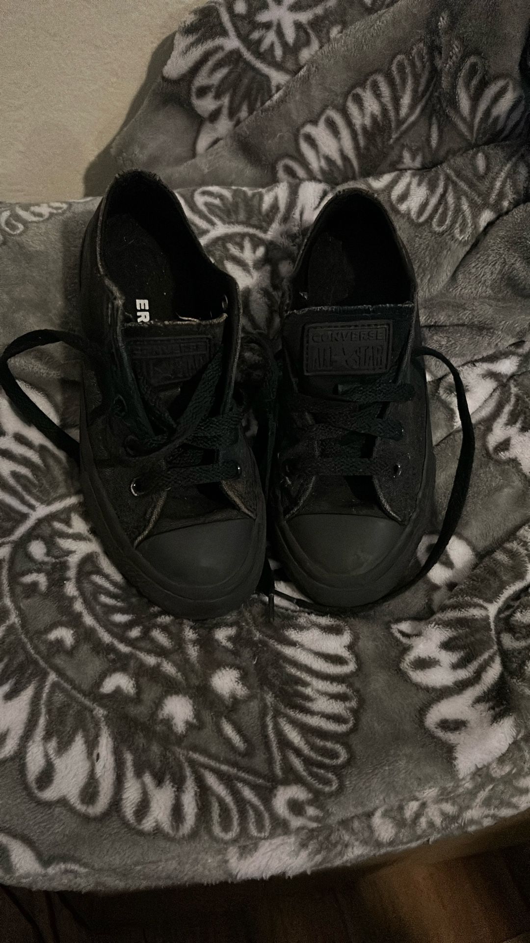 Girls Shoes (converse) 