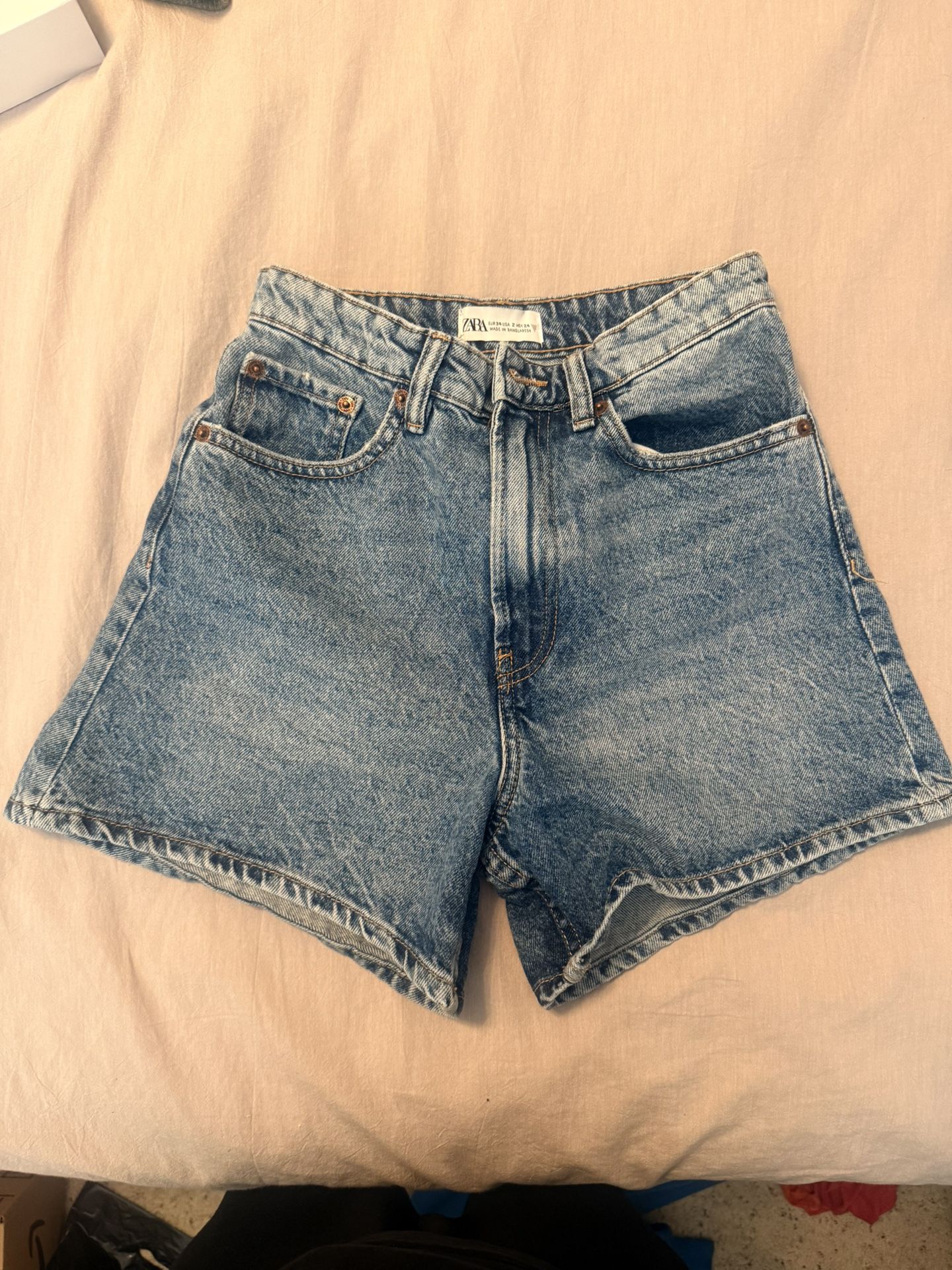 Zara Distressed Shorts Size 2
