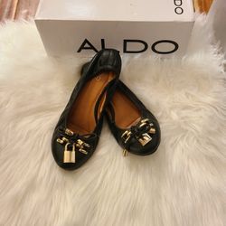 Aldo Flats Size 40