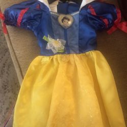 Little girl Snow White costume dress