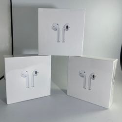 Apple Airpods 2nd Gen Brand NEW ORIGINAL