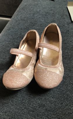 Girl shoes
