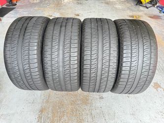 Set of 4 tires 295/40/22 Pirelli Scorpion Zero With 60-70% Left Mercedes G63 stock size