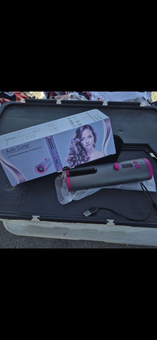 Cordless curly iron