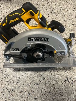 Dewalt XR Brushless Circular Saw 7 1/4”