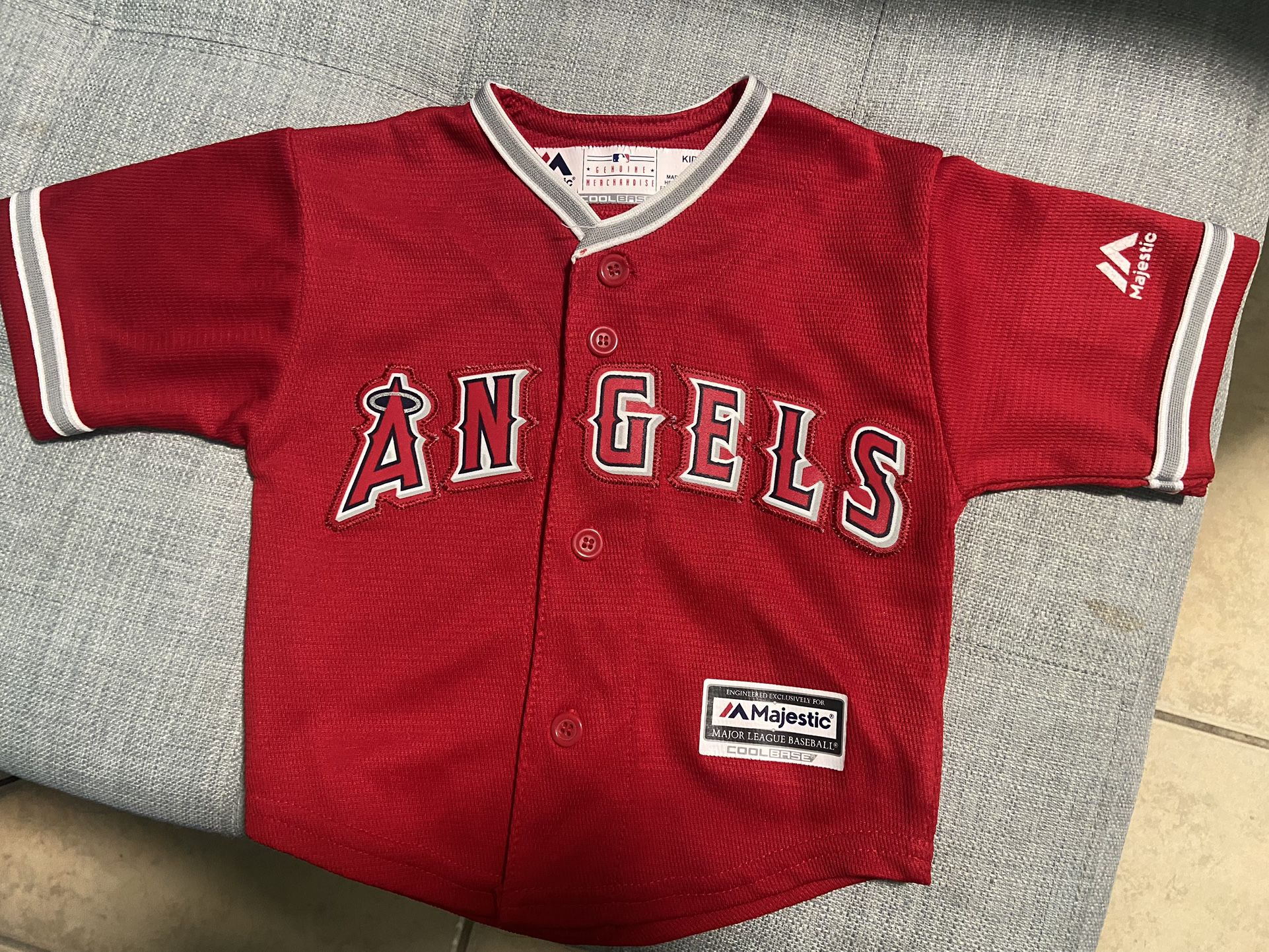 Majestic MLB Anaheim Angels Mike Trout Red Toddler Jersey 12M for Sale in  Santa Ana, CA - OfferUp
