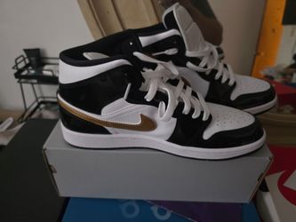 Fresh pair of J's