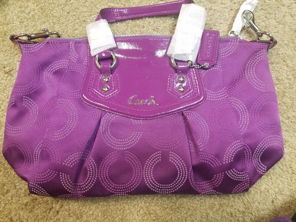 Brand new purse with tags