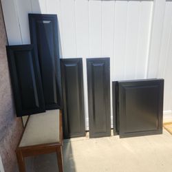 8 pieces kitchen cabinet