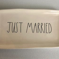 RAE DUNN Platter