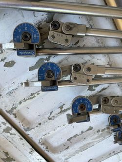 Swagelok tube benders