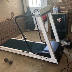 Spirit Cushion Flex SR225 Treadmill  $40