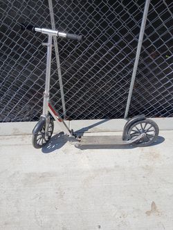 Razor scooter