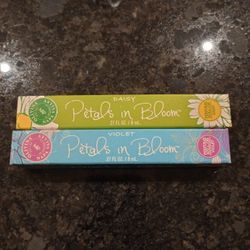 New. Petals In Bloom Roll On Perfume 