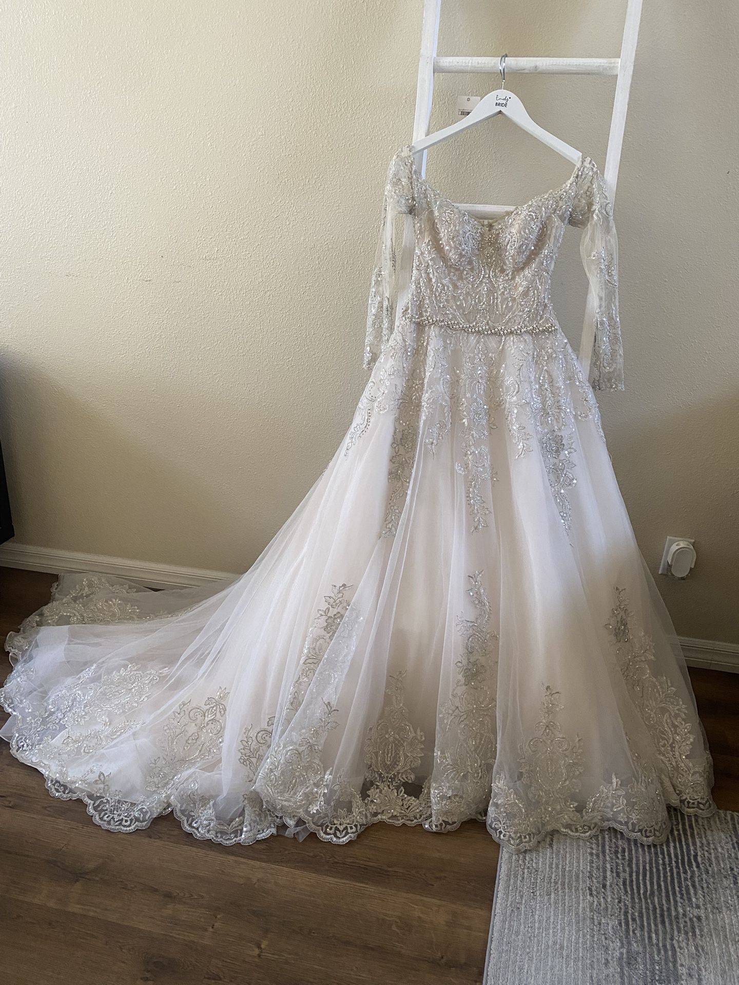 Modern Bride