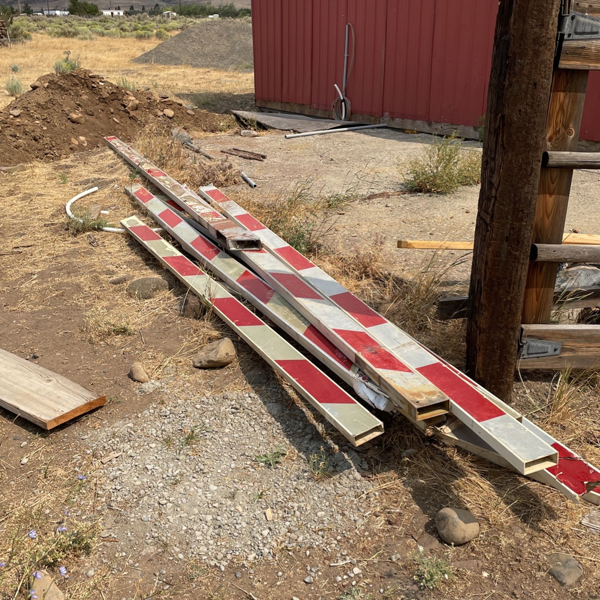 Rr Guard Railroad Crossing Guards for Sale in Ellensburg, WA - OfferUp