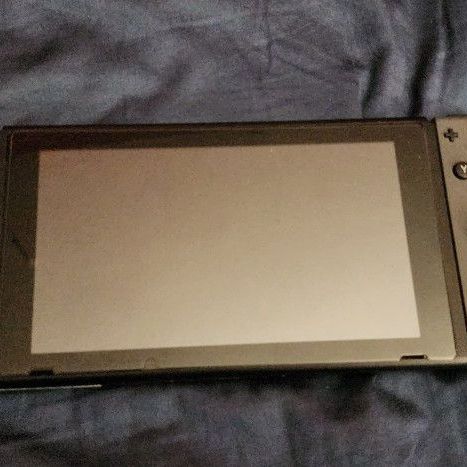 V1 Unpatched Nintendo Switch (more pics coming soon)