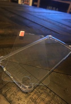 iPhone 7 Plus or 8 plus. Aww and tempered glass