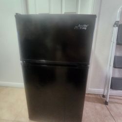 Mini Refrigerator 