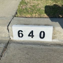 Curb Painting – Make Your Address Stand Out!