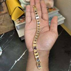 Railroad Link Gold Chain Bracelet