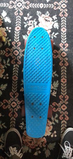 Penny Like Small Skateboard By Kryptonics