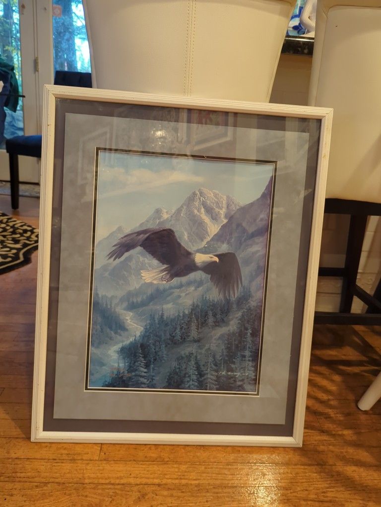 Limited Edition Lithograph Of An Eagle In Flight By Artist Tok Hwang.