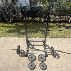 Weightlifting 🏋️ set + squat rack + 94lbs of weights + bar