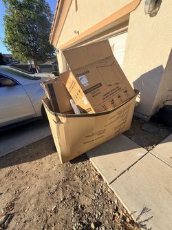 Boxes free