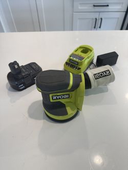 Ryobi Hand Sander with battery and charger