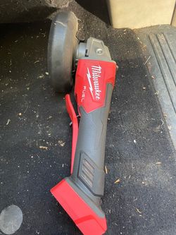 Milwaukee fuel grinder