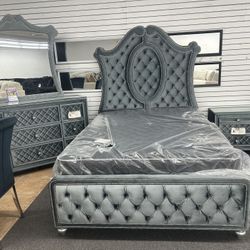Complete Bedroom Set With Mattress/box Was $2999 Now Only $1499