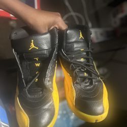 Jordan 12 University Gold 