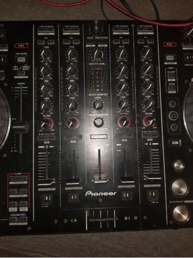 Pioneer DDJ SX1 Controller