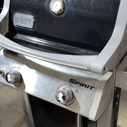 Small Compact Version Weber Spirit Grill 2 Burners E-210 BBQ