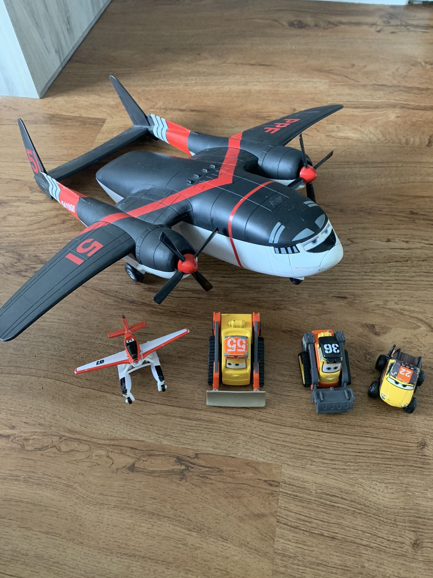 Planes Movie “Cabbie” The cargo plane