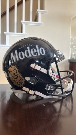 MODELO Full-sized Decorative Football Helmet