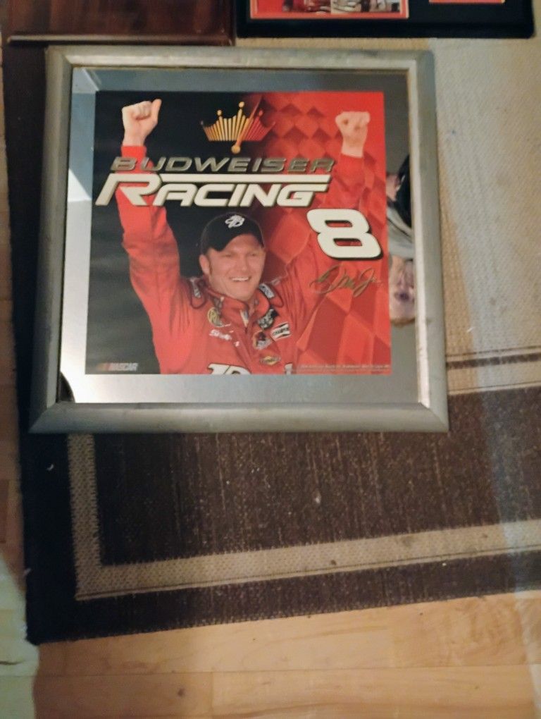 8 Racer