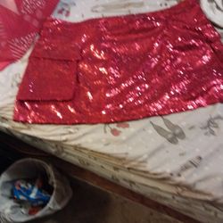 Bread sequint skirt short.Great for new year's eve