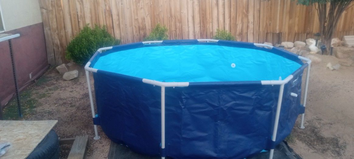 8 Foot Pool .
