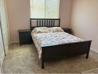 IKEA Hemnes queen size bed with new mattress and 2 nightstands!