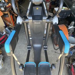  Precor 835 AMT Open Stride with P31 console