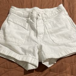 American eagle white shorts