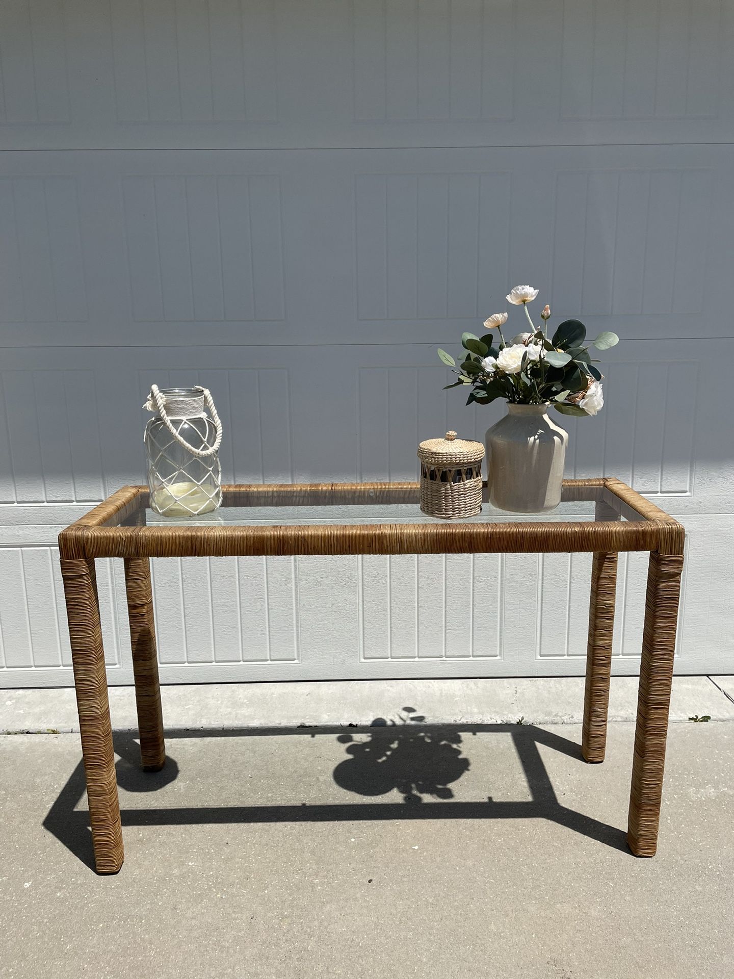 FREE DELIVERY! Vintage Coastal Wicker Wrapped Console Table Glass Top