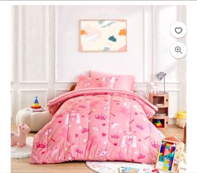 Twin Kids Comforter Set, 5 Pieces Super Soft and Fluffy Princess Bedding Set