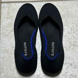 Size 7 Rothy's Flats