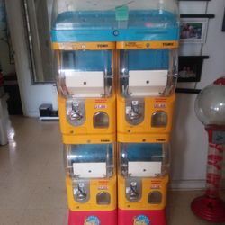 Tomy Brand Candy Gum And Assorted Toys Machine