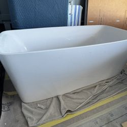 Freestanding Soaking Tub 66”x 33”