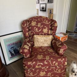 Chair W/ Ottoman 