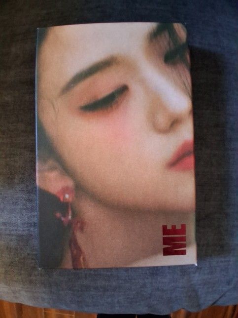 BLACKPINK, JISOO, ME 1st Single Album RED Version